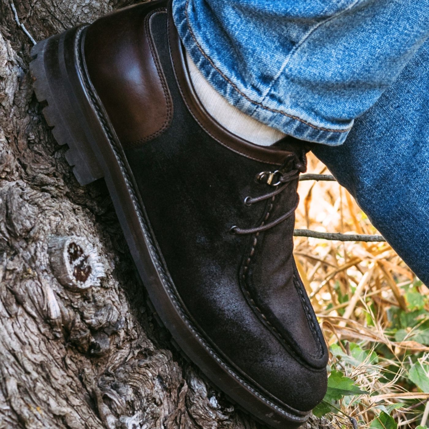 Men's Engineer Lace-Up Shoe in Dark Brown Suede