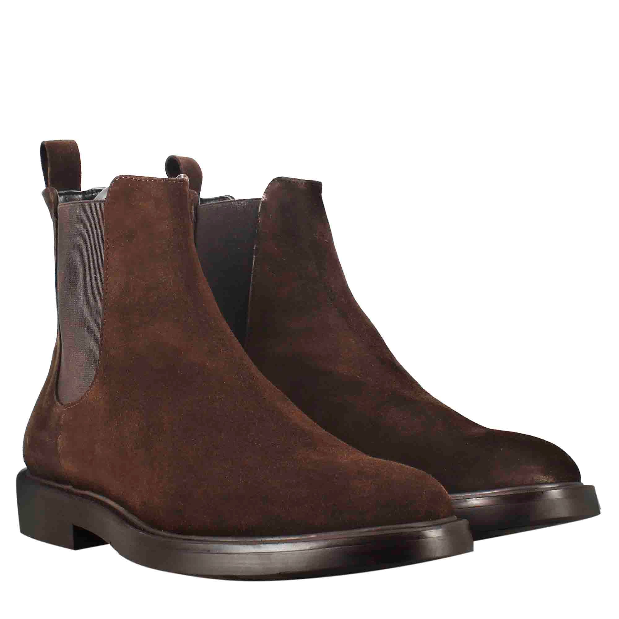 Chelsea boot for men in dark brown suede