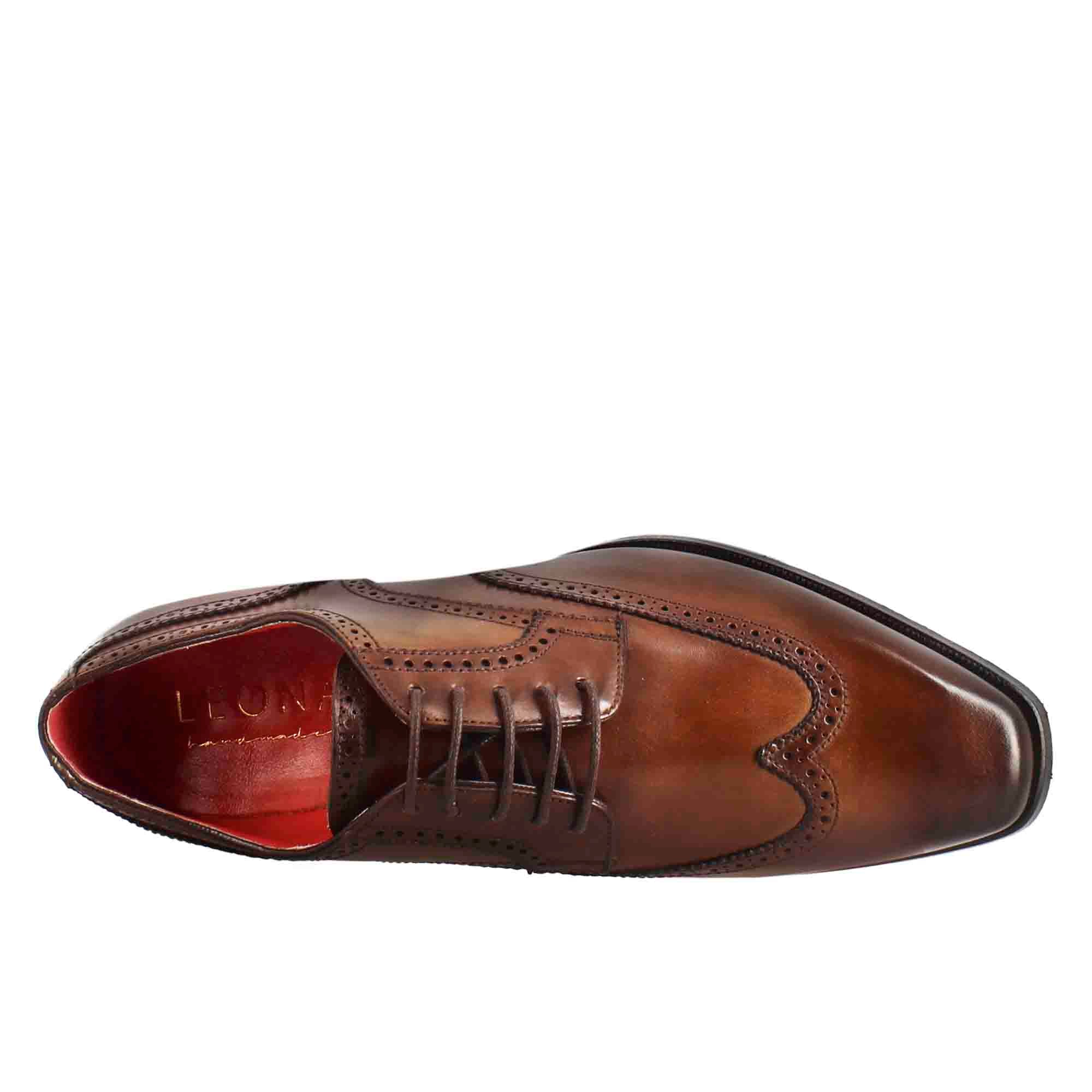 Men's derby in light brown leather with swallowtail and square toe