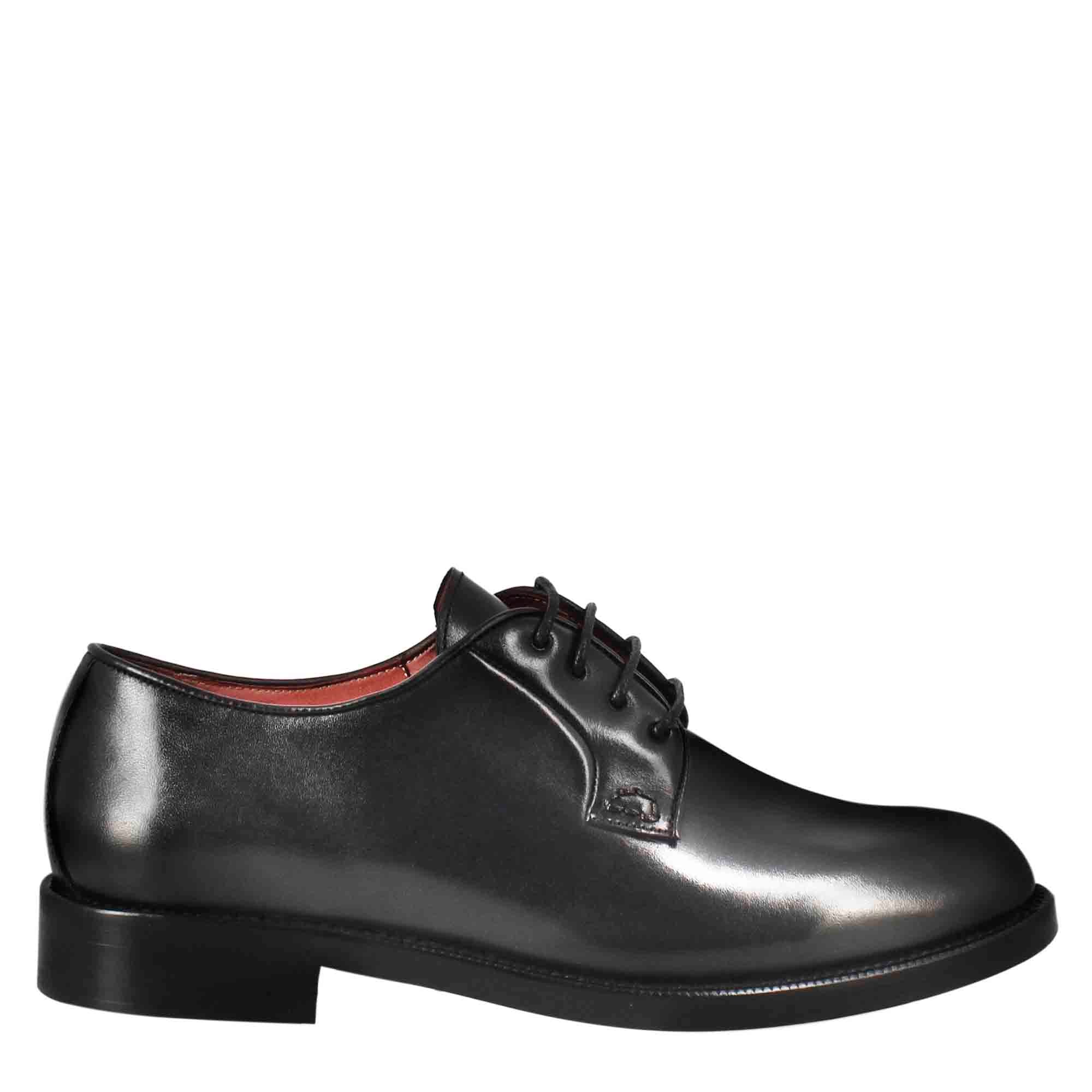 Smooth women's derby in black leather