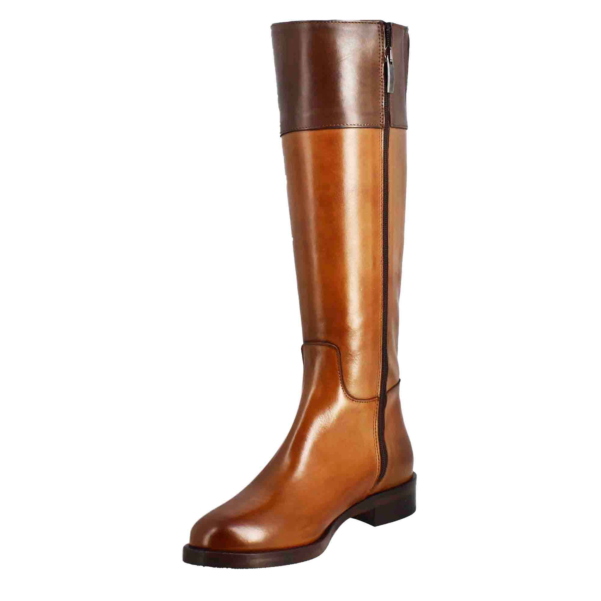 Botte haute femme lisse à petit talon en cuir marron et marron foncé