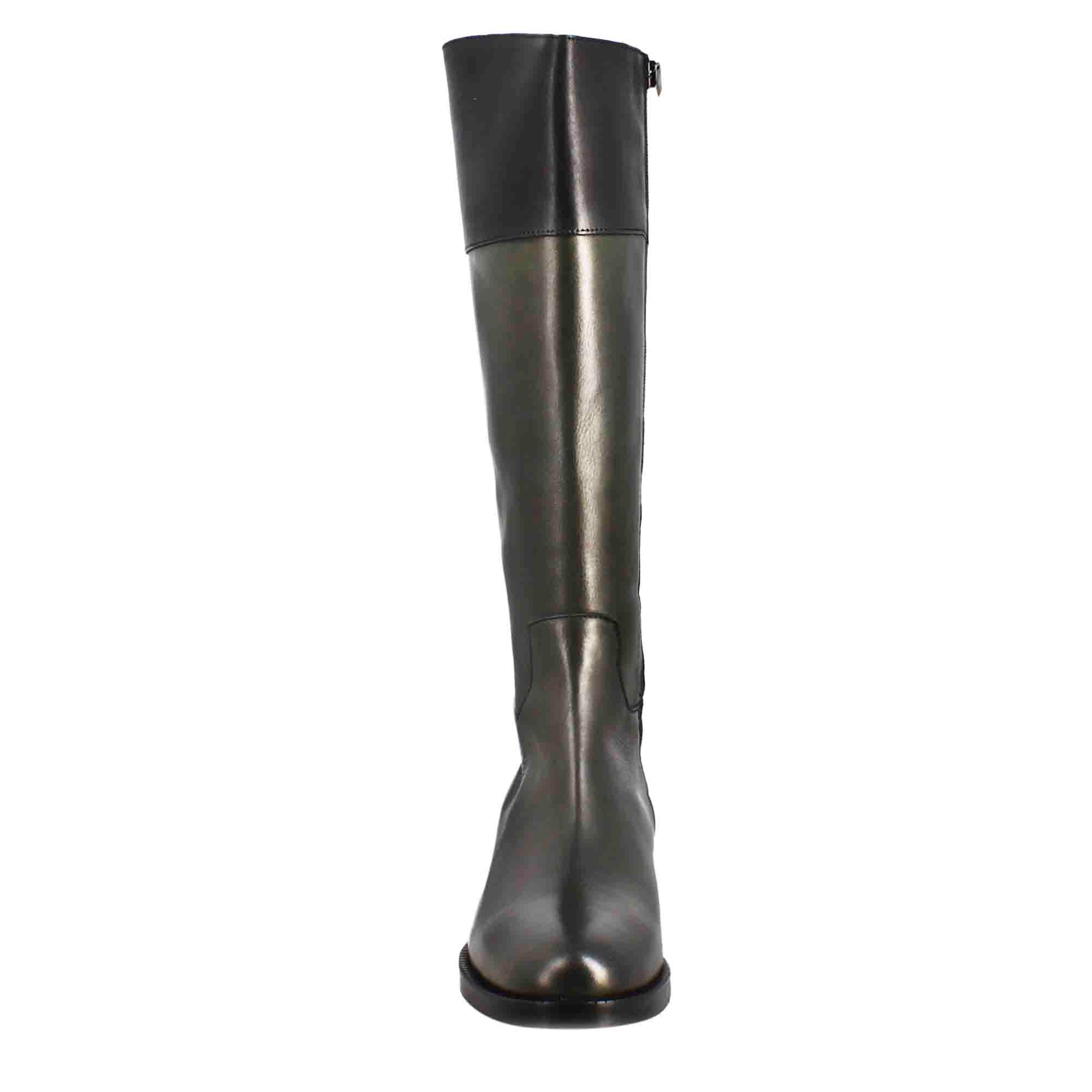 Smooth women's knee-high boot with low heel in green and black leather