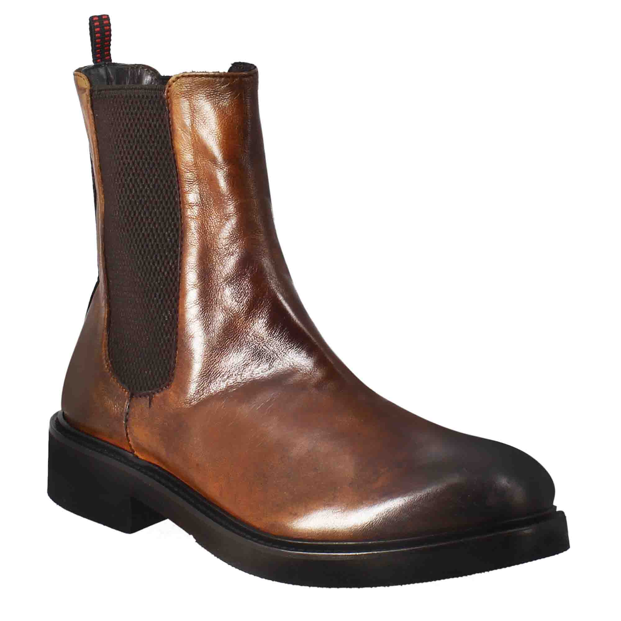 Paupa women's chelsea boot in dark tan washed leather