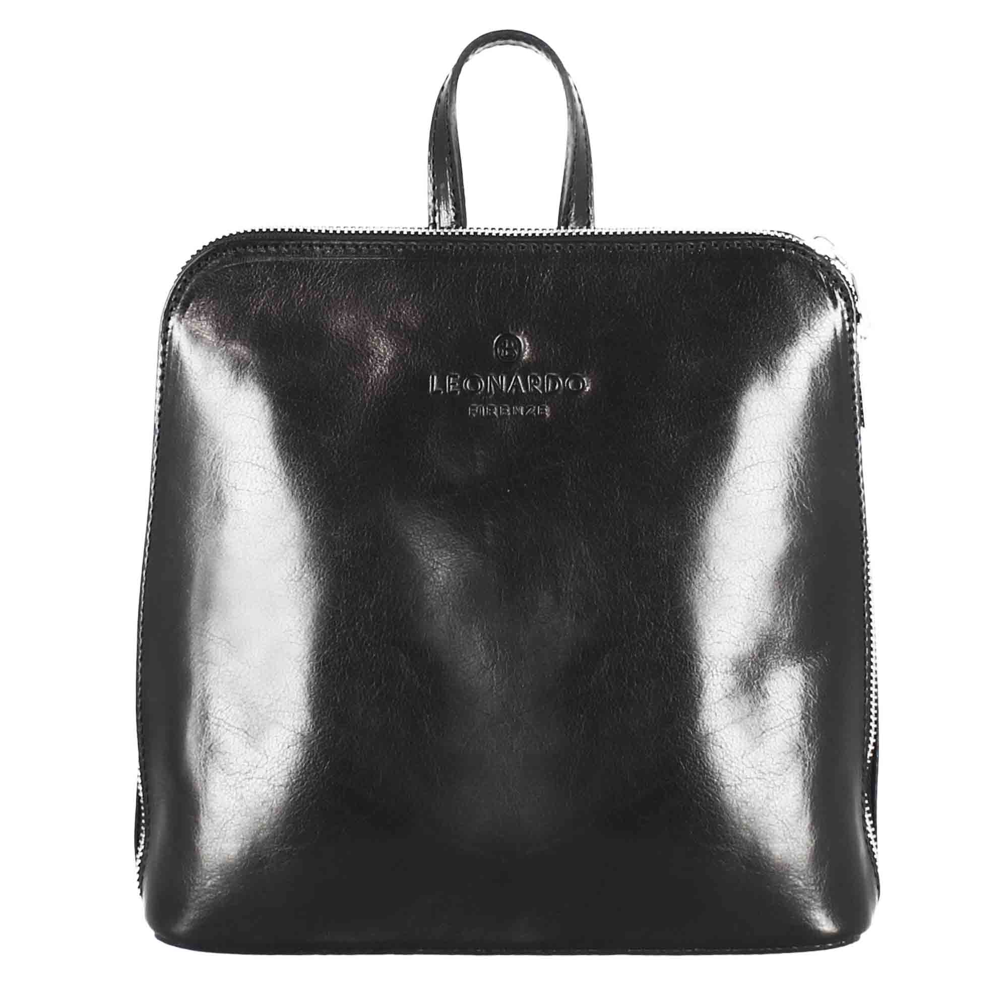 Women's Ginevra backpack in smooth black leather with zip