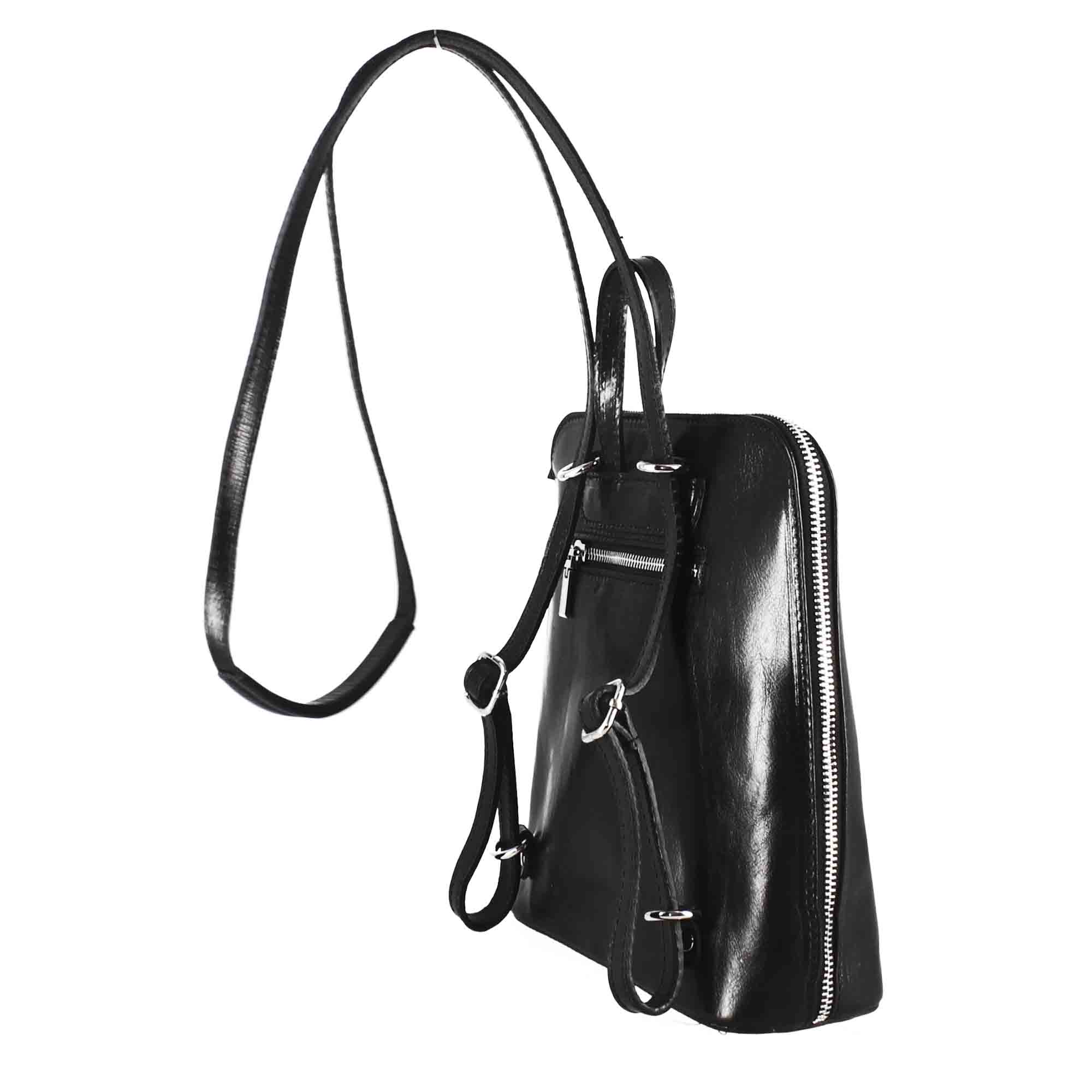 Women's Ginevra backpack in smooth black leather with zip