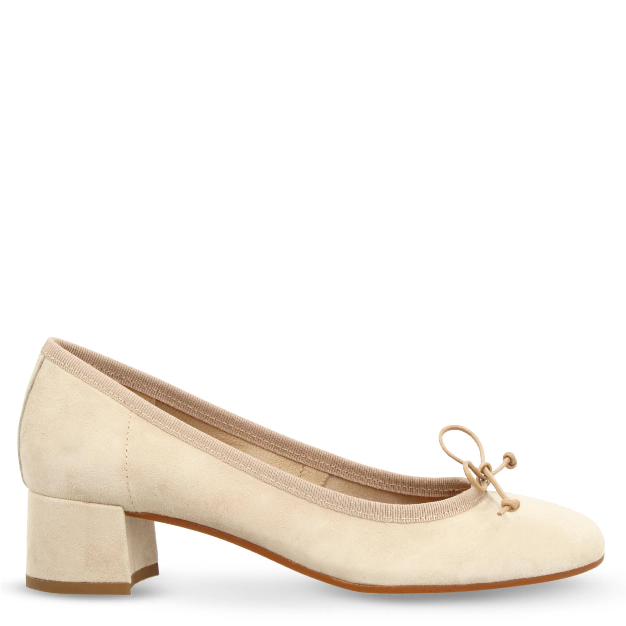 Handmade medium heel ballerina in beige suede