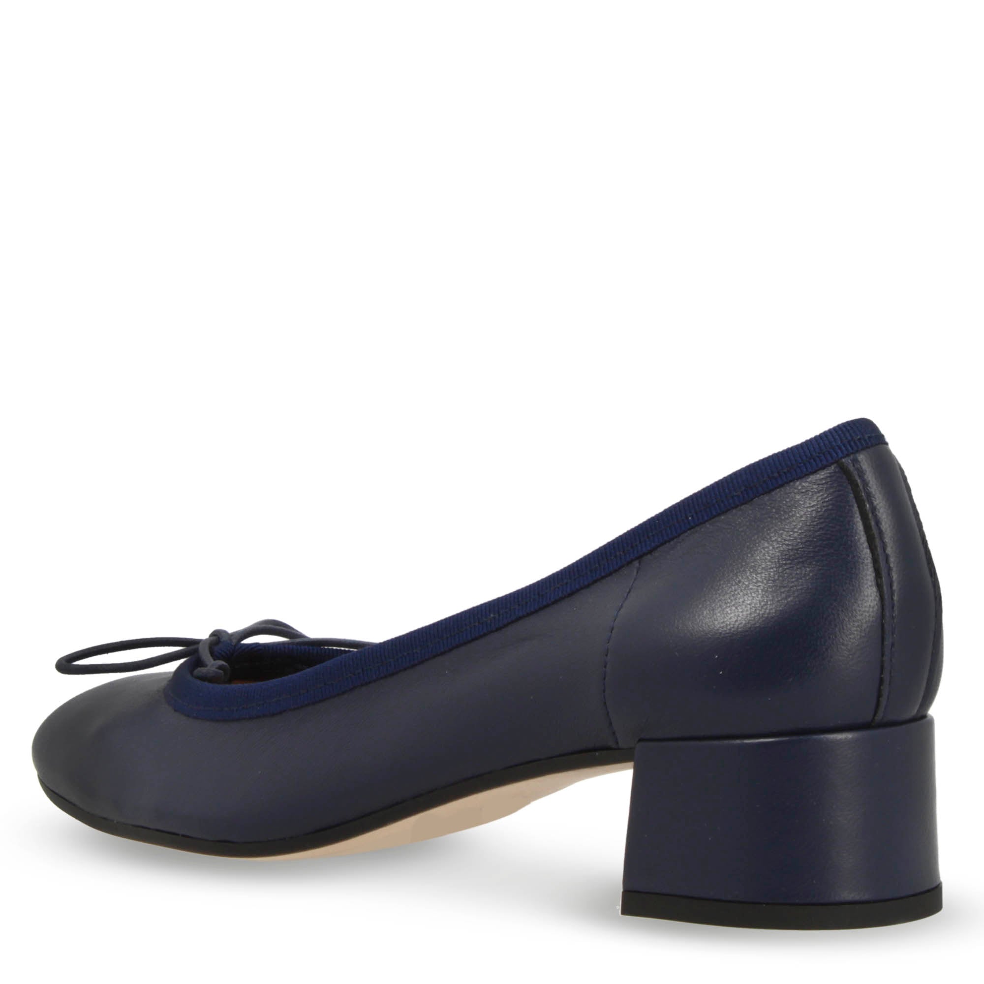 Handmade medium heel ballerina in blue leather