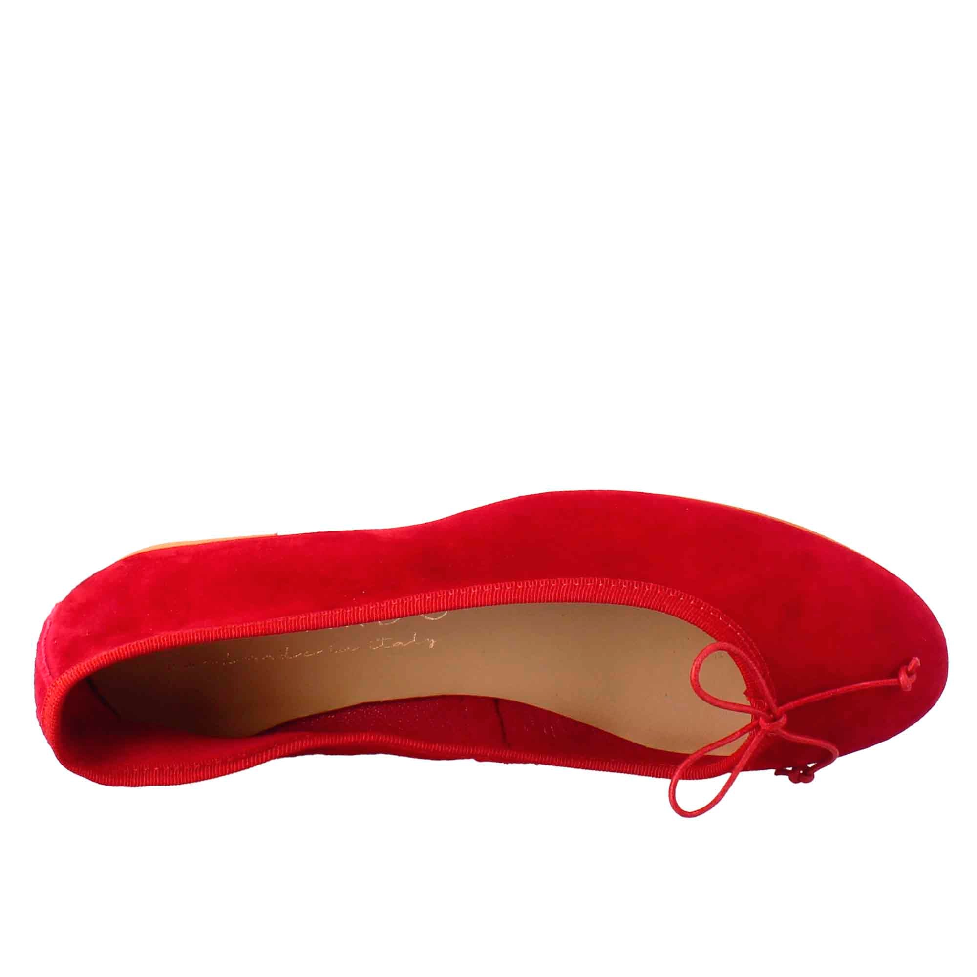 Ballerine leggere da donna color rosso in camoscio sfoderate