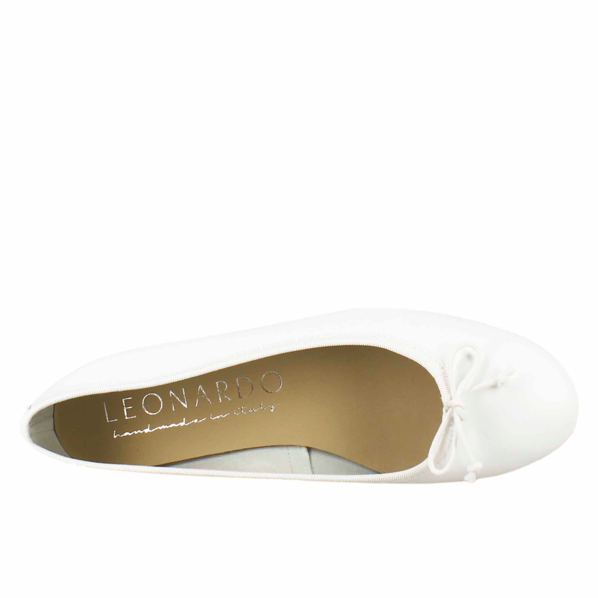 Light white women's ballet flats in smooth leather