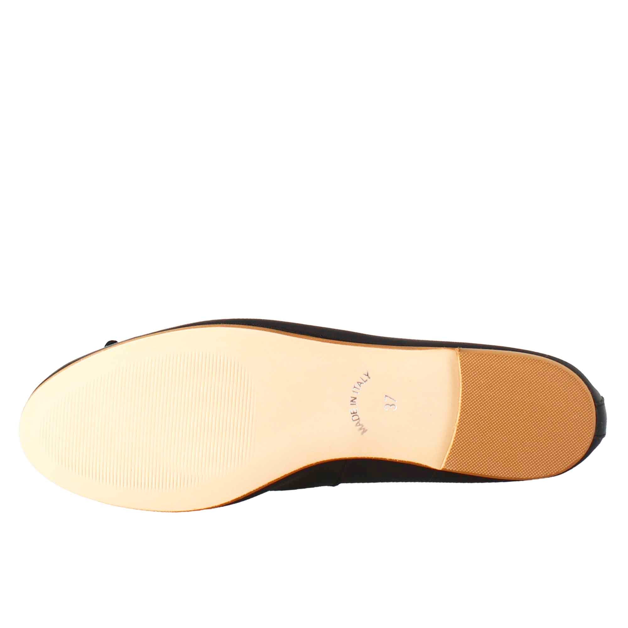 Light black women's ballet flats in smooth leather 