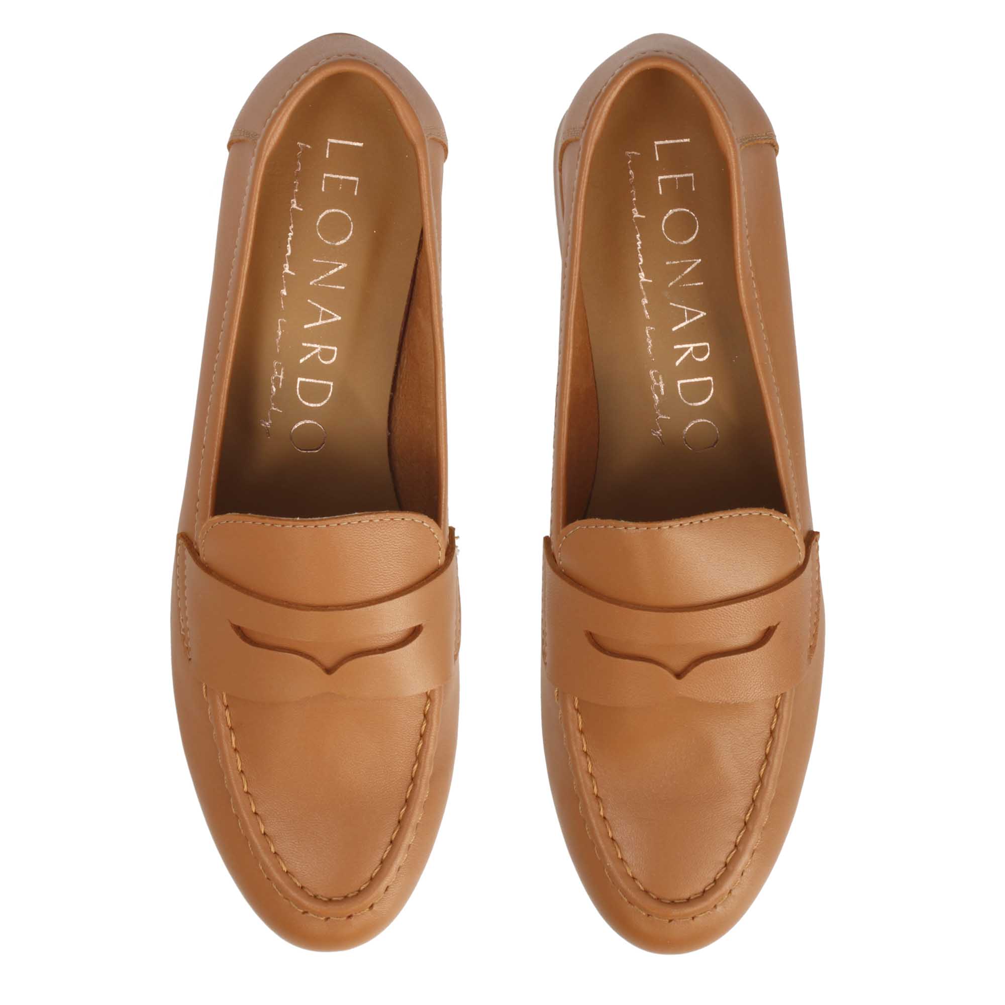 Mocassin à talon moyen pour femme fait main en cuir marron