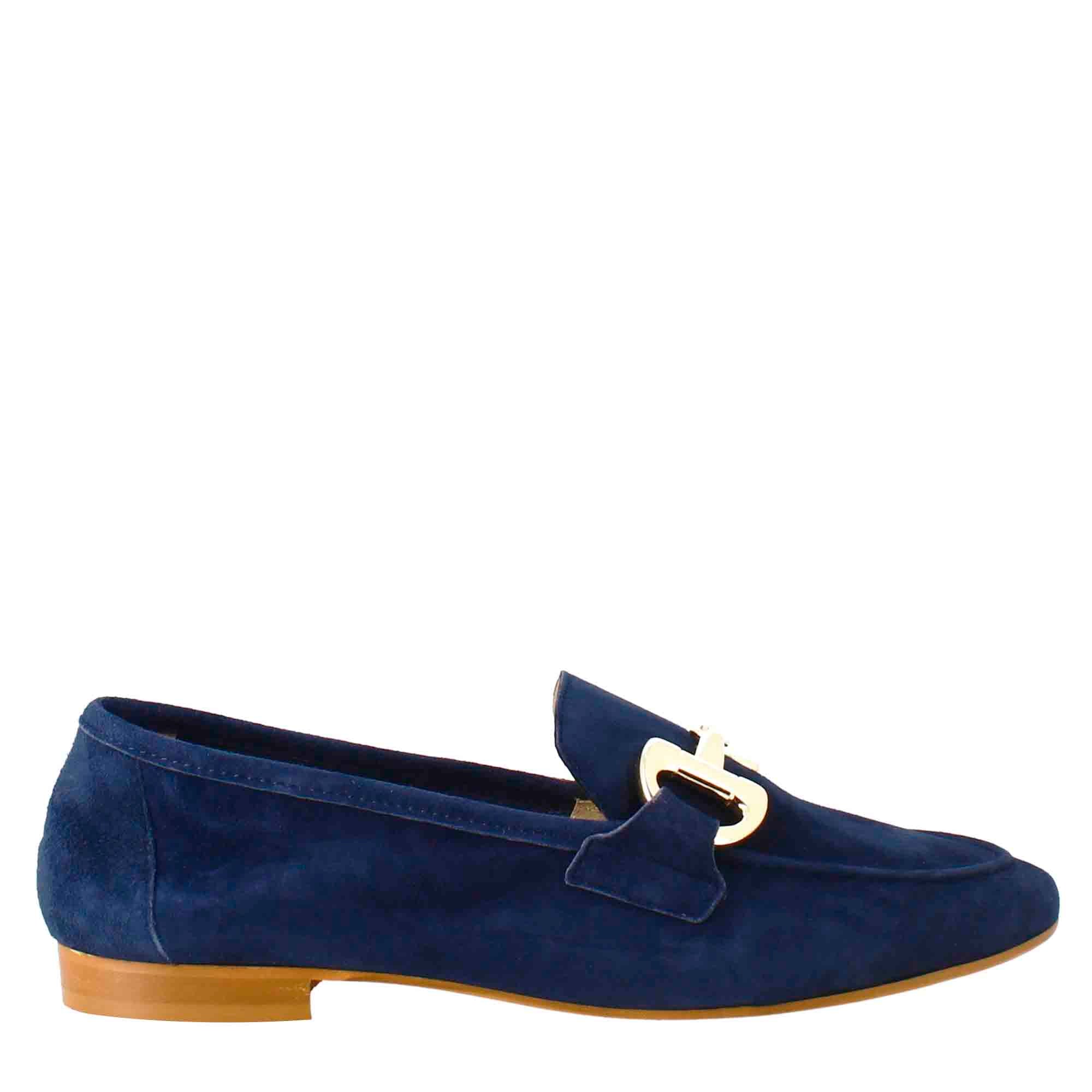 Women's moccasin in blue suede with gold buckle