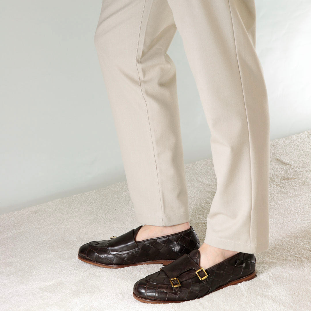 Dark brown moccasin with double golden buckle for men in woven leather