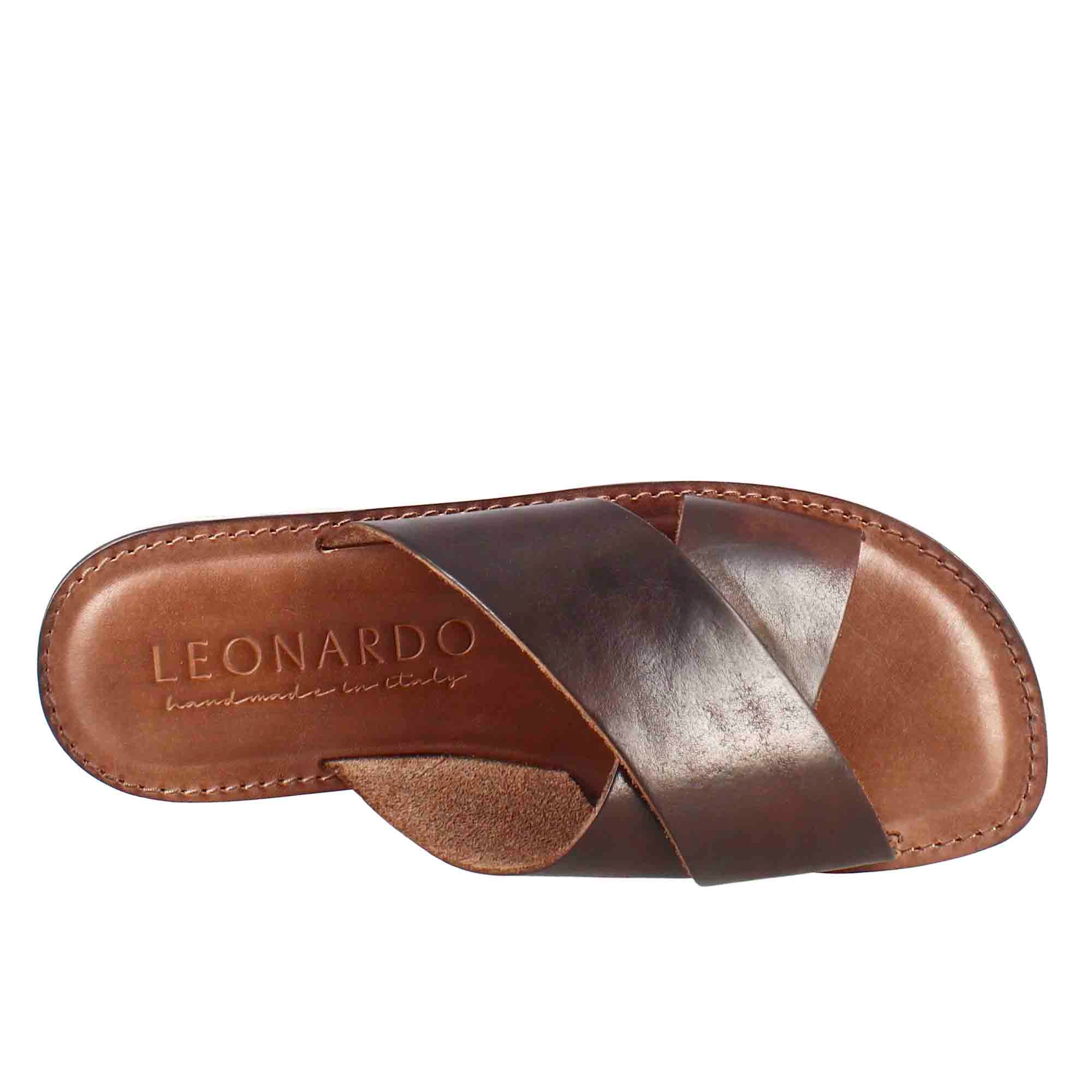 Sandali gladiatore da uomo in pelle color marrone