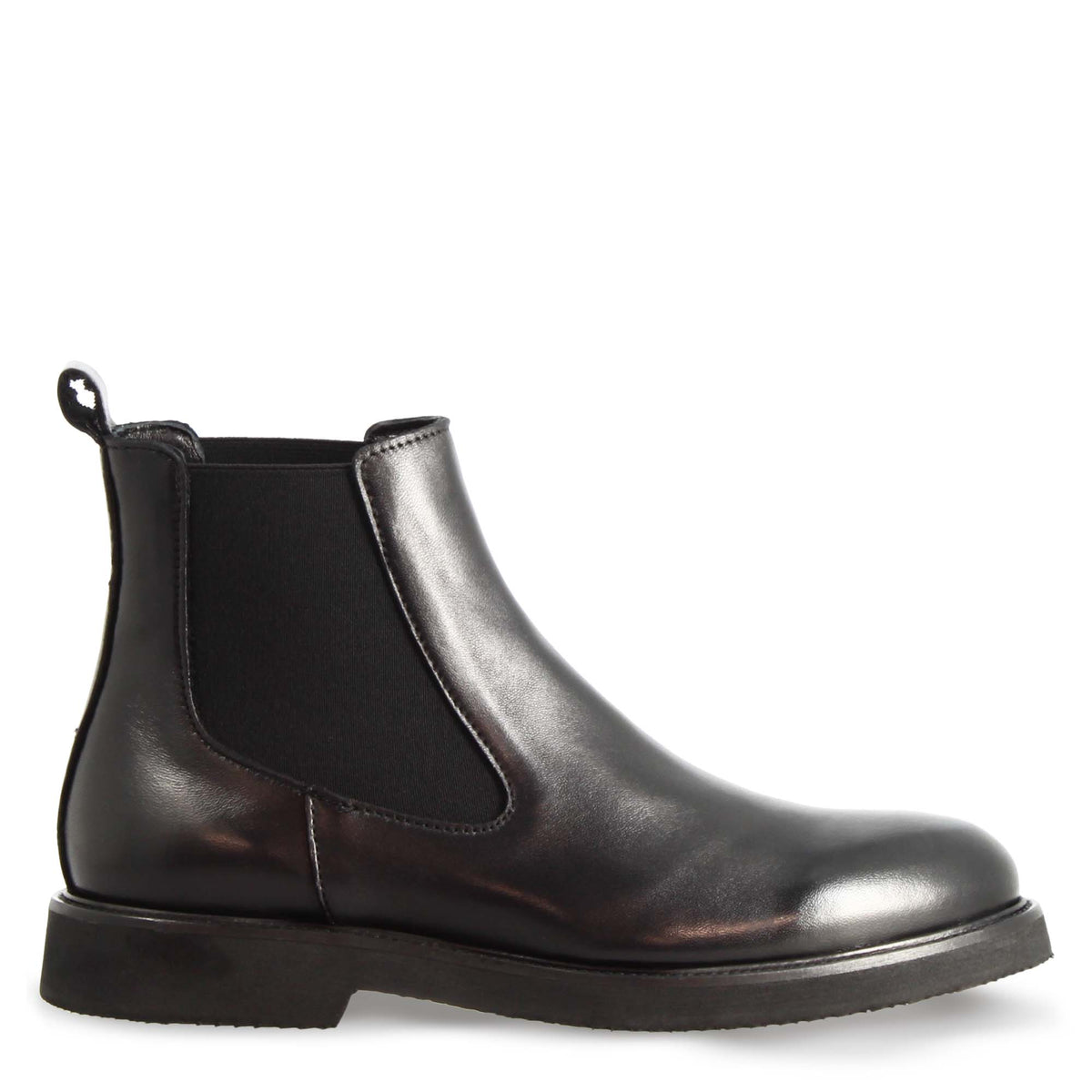 Women's Chelsea Boot in Genuine Leather in Black with Elastic