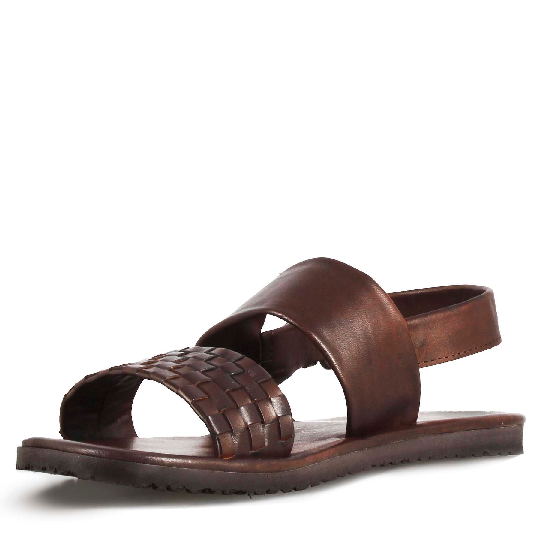 Men's sandal with brown semi-braided leather buckle