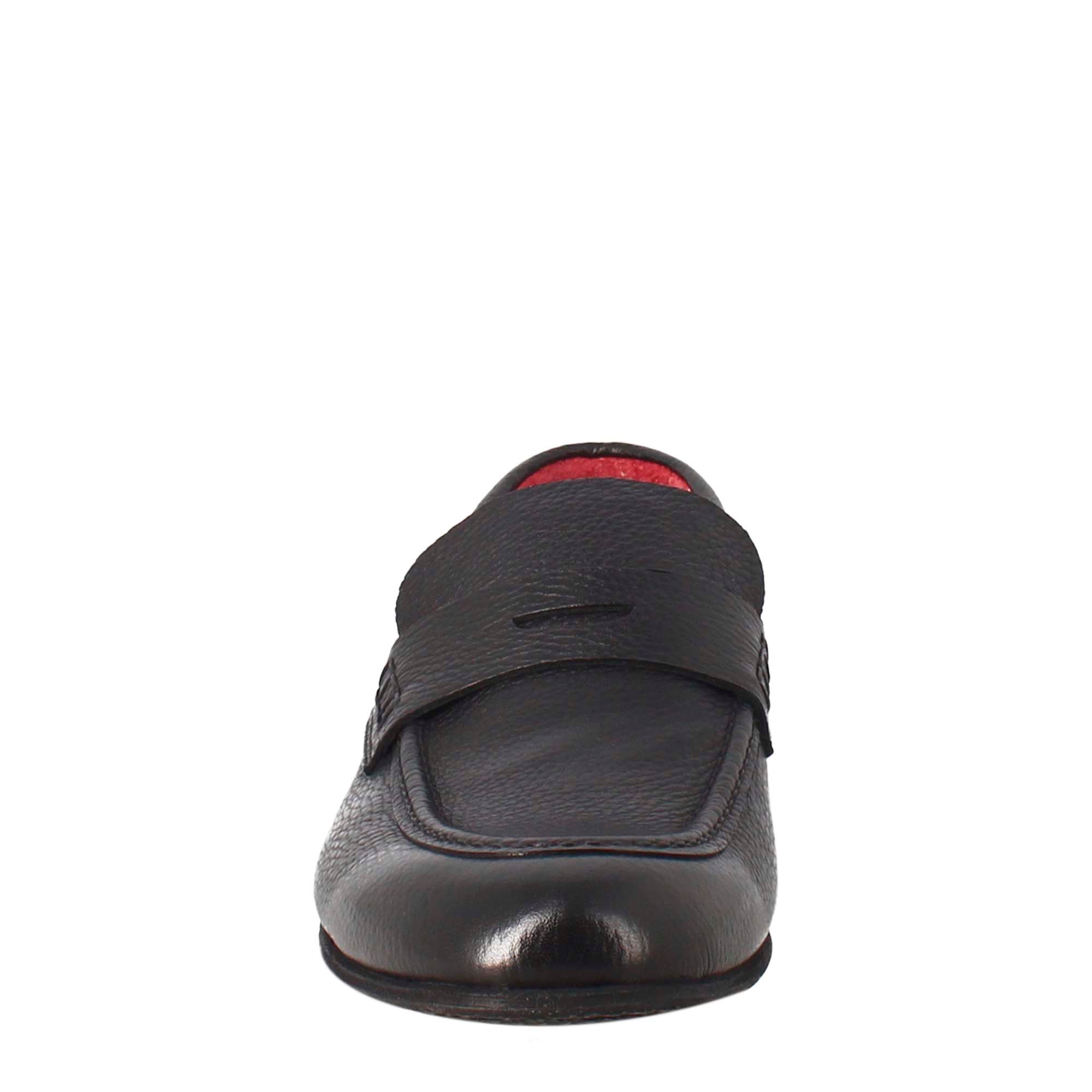 Elegant black moccasin for men in leather 