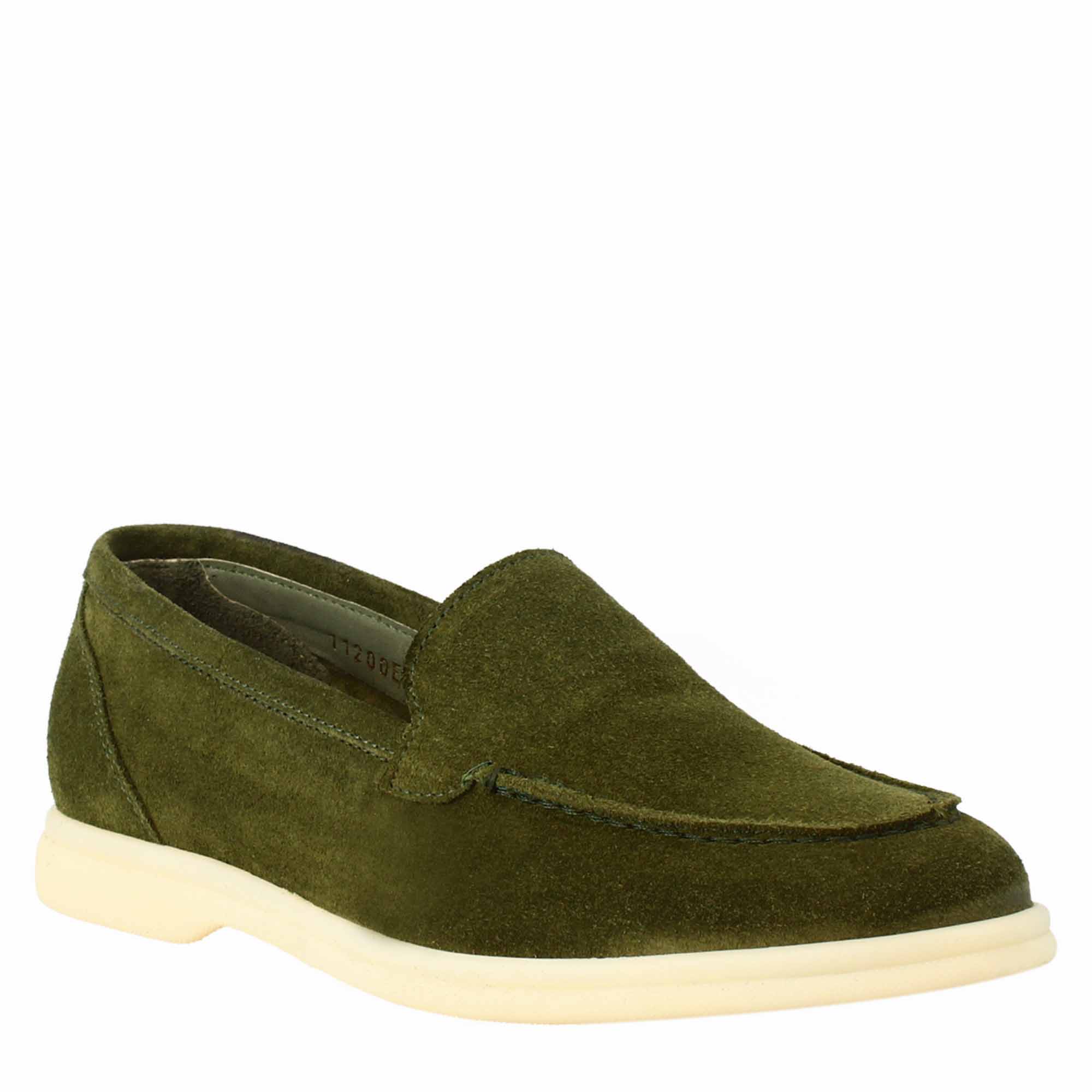 Flexible green suede women's moccasin