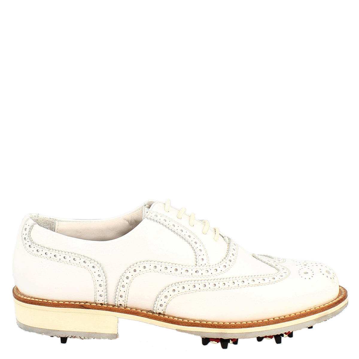 Handcrafted classic men's brogues in white leather