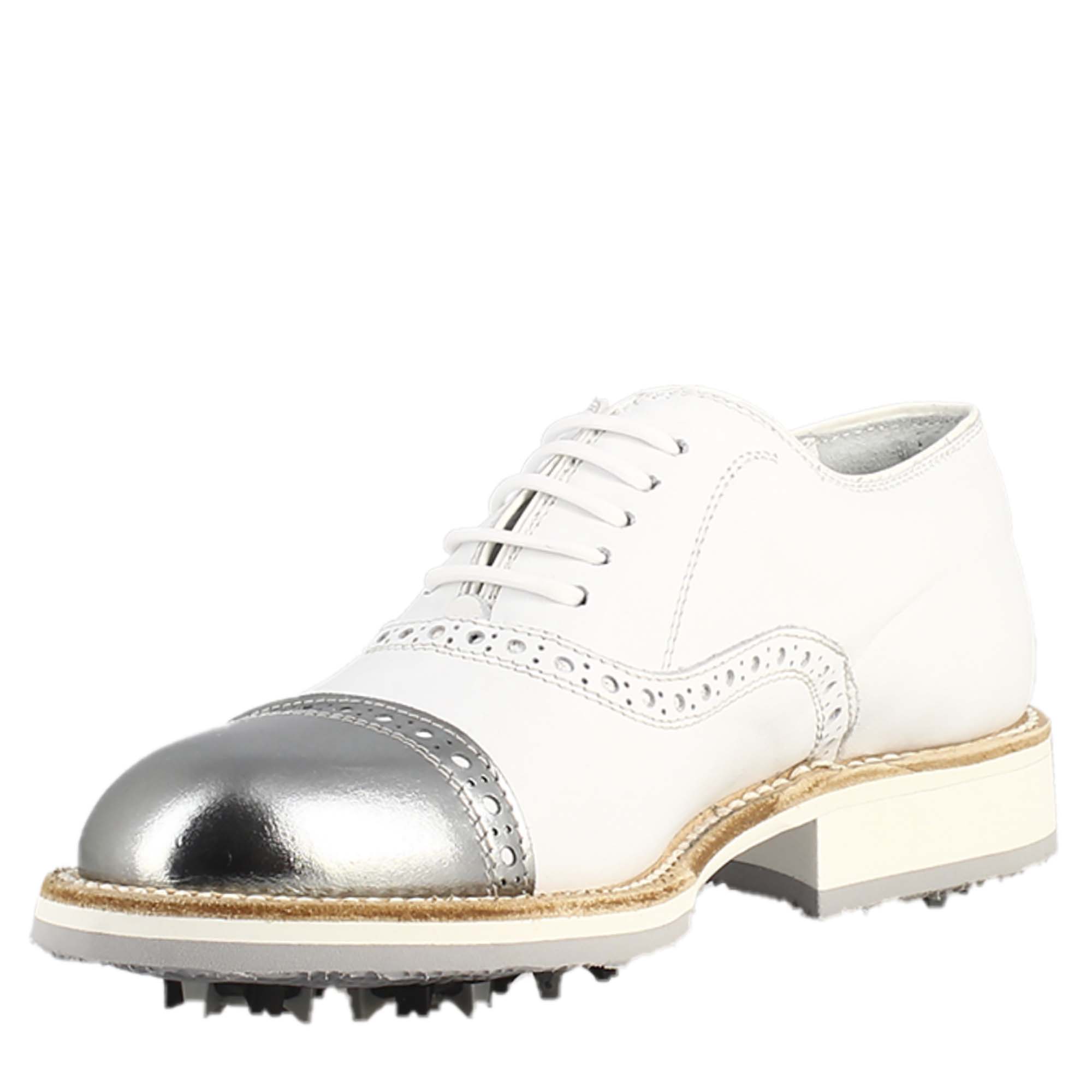 Handcrafted men's golf shoes in white leather and silver detailing