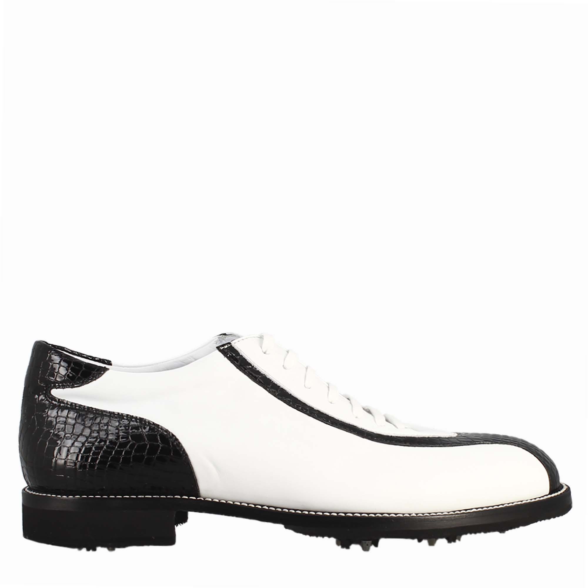 Handcrafted men's golf shoes in white leather and black coconut detailing